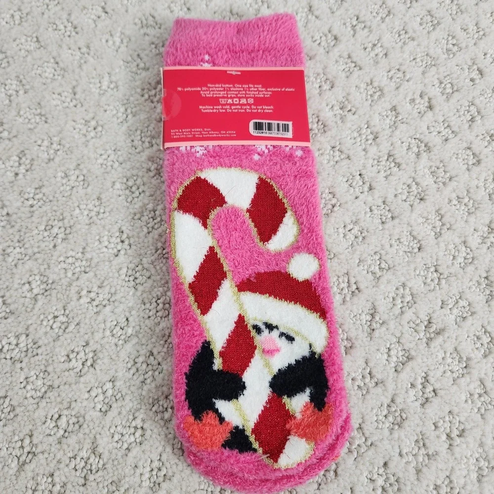 Bath & Body Works Pink Penguin Candy Cane Shea-Infused Christmas socks OS NWT